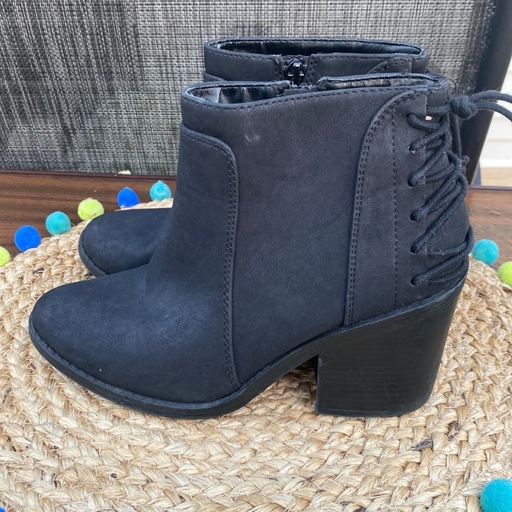 🍍SODA HEELED,SIDE ZIP ANKLE BOOT🍍SIZE 7.5🍍